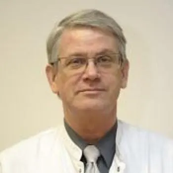 dr n. med. Tomasz Mierzwa